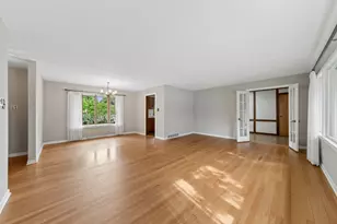 2N351 Amy Ave, Glen Ellyn, IL 60137 - Photo 6