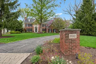 930 Woodland Dr, Glenview, IL 60025 - Photo 1