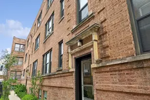 1236 W Carmen Ave, Chicago, IL 60640 - Photo 2