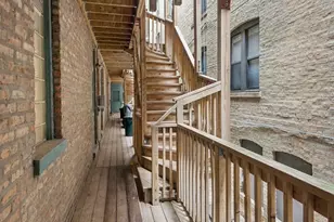 1236 W Carmen Ave, Chicago, IL 60640 - Photo 12