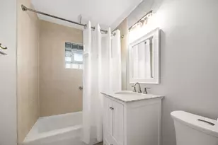 512 W Eugenia St, Lombard, IL 60148 - Photo 12