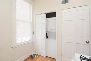 2347 W 24th Pl, Chicago, IL 60608 - Photo 6