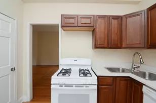 2347 W 24th Pl, Chicago, IL 60608 - Photo 4