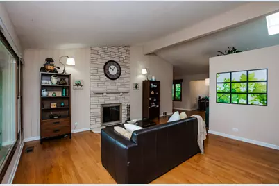 9S771 Brookbank Road, Willowbrook, IL 60527 - Photo 8