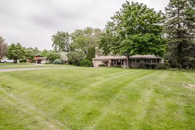9S771 Brookbank Road, Willowbrook, IL 60527 - Photo 2