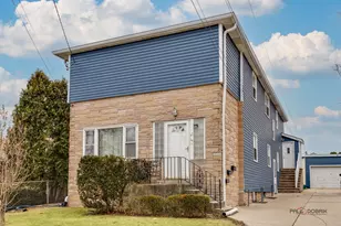 47 Prairie Ave, Highwood, IL 60040 - Photo 1