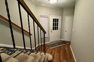 1619 Woodcrest Cir, Mundelein, IL 60060 - Photo 6