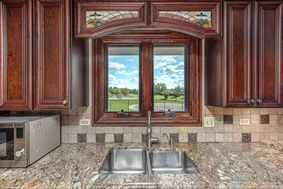 6645 Wedgewood Lane, Willowbrook, IL 60527 - Photo 12