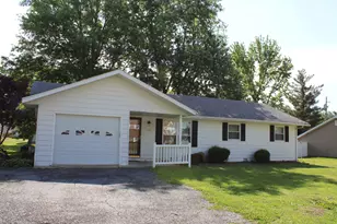 514 Roddy Rd, Salem, IL 62881 - Photo 2