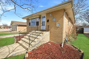 18003 Greenview Terrace, Country Club Hills, IL 60478 - Photo 2