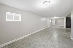 18003 Greenview Terrace, Country Club Hills, IL 60478 - Photo 32