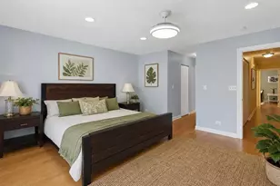 404 Callie Ct, Morton Grove, IL 60053 - Photo 6