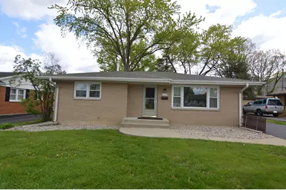 426 Brown Street, Wauconda, IL 60084 - Photo 1