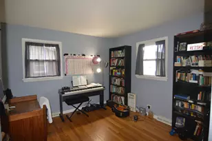 426 Brown St, Wauconda, IL 60084 - Photo 12
