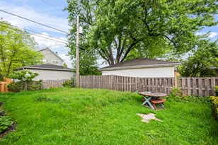 8436 N Oriole Ave, Niles, IL 60714 - Photo 16