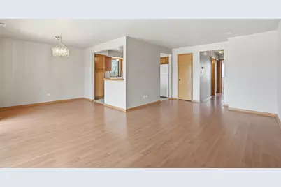 6303 W 63rd Street #3D, Chicago, IL 60638 - Photo 4