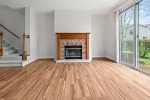303 Glen Leven Ct, Schaumburg, IL 60194 - Photo 4