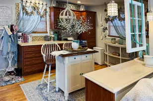 910 Shields Ave, Winthrop Harbor, IL 60096 - Photo 4