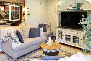 910 Shields Ave, Winthrop Harbor, IL 60096 - Photo 8