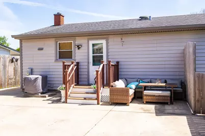910 Shields Avenue, Winthrop Harbor, IL 60096 - Photo 22