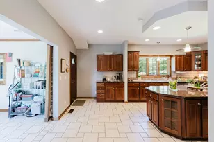 9049 Route 166, Creal Springs, IL 62922 - Photo 18