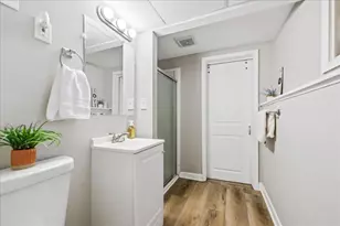 18508 W Woodland Terrace, Gurnee, IL 60031 - Photo 14
