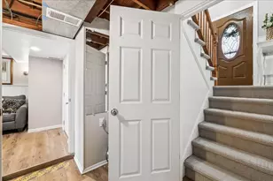 18508 W Woodland Terrace, Gurnee, IL 60031 - Photo 16