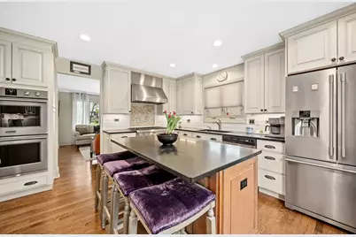 1706 Holly Avenue, Darien, IL 60561 - Photo 16