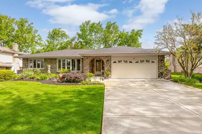 1706 Holly Avenue, Darien, IL 60561 - Photo 1