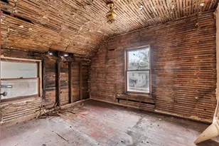 425 Albert Ave, Rockford, IL 61101 - Photo 6
