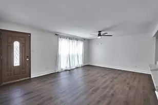 20112 Oak Ln St, Lynwood, IL 60411 - Photo 12