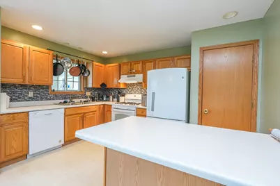 1602 Amhurst Way, Bourbonnais, IL 60914 - Photo 24