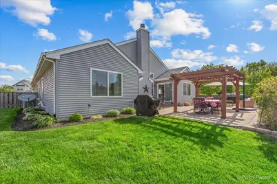 1009 Birchwood Drive, Pingree Grove, IL 60140 - Photo 30