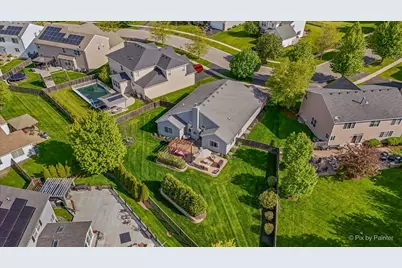 1009 Birchwood Drive, Pingree Grove, IL 60140 - Photo 36