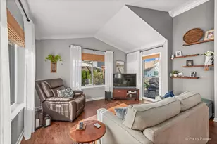 1009 Birchwood Dr, Pingree Grove, IL 60140 - Photo 14