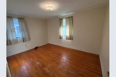 9039 Austin Avenue, Morton Grove, IL 60053 - Photo 12