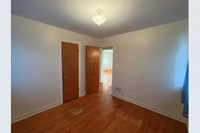 9039 Austin Avenue, Morton Grove, IL 60053 - Photo 14