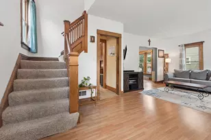 410 Wilcox St, Joliet, IL 60435 - Photo 6