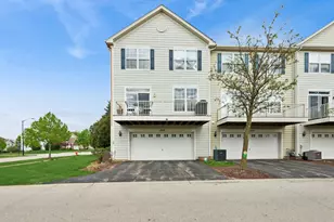 1009 Alberta Rd, Elgin, IL 60124 - Photo 20
