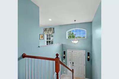 1009 Alberta Road, Elgin, IL 60124 - Photo 2