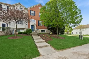 1009 Alberta Rd, Elgin, IL 60124 - Photo 1