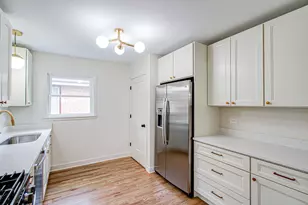 458 Rice Ave, Bellwood, IL 60104 - Photo 12