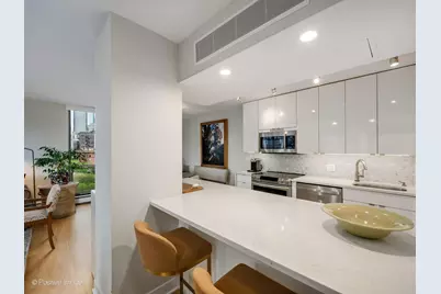 1310 N Ritchie Court #11C, Chicago, IL 60610 - Photo 6