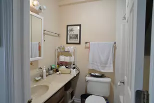 375 Meadow Green Ln, Round Lake Beach, IL 60073 - Photo 12