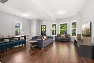 3142 N Christiana Ave, Chicago, IL 60618 - Photo 2