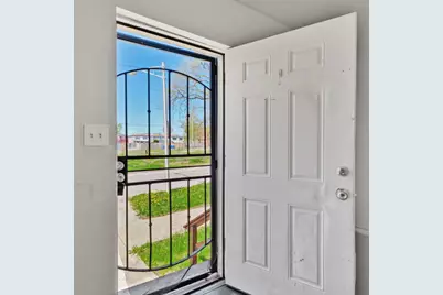 6913 S Throop Street, Chicago, IL 60636 - Photo 2