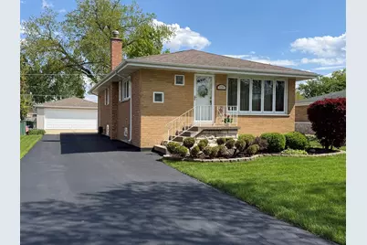 8759 Natoma Avenue, Oak Lawn, IL 60453 - Photo 1