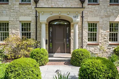 127 Glenwood Avenue, Winnetka, IL 60093 - Photo 2