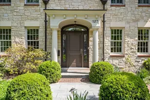 127 Glenwood Ave, Winnetka, IL 60093 - Photo 2