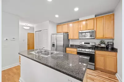2238 W Maypole Avenue #101, Chicago, IL 60612 - Photo 8